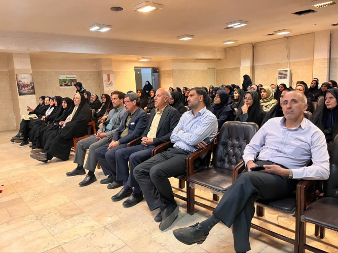 گرامیداشت دفاع مقدس در مرکز بهداشت اراک