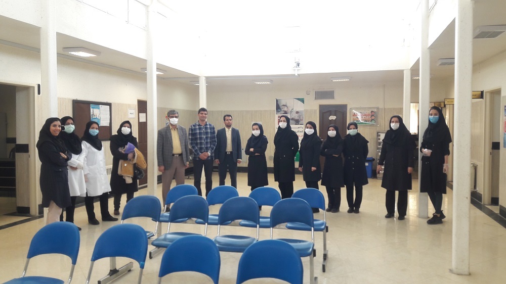 بازدید و تبریک رئیس مرکز بهداشت شهرستان اراک به مناسبت ۲۳ فروردین روز دندانپزشک