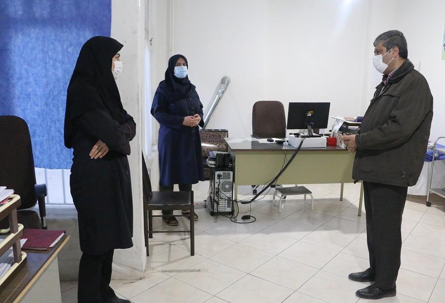 بازدید سر زده مسئول مرکز بهداشت شهرستان اراک دکتر سعید محمد دوست از پایگاه سلامت