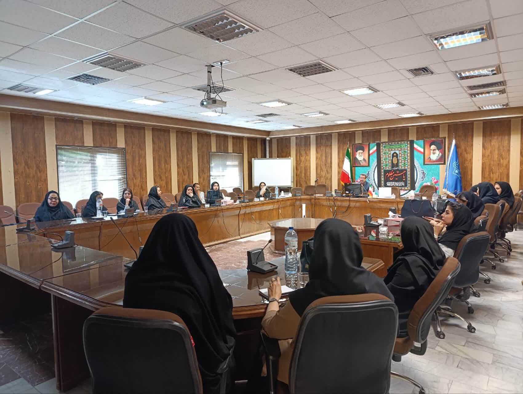 بازآموزی پزشکان مراکز خدمات جامع سلامت شهری و روستایی