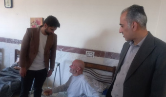 بازدید مدیر شبکه بهداشت و درمان و جمعی از مدیران شهرستان آشتیان از مرکز نگهداری معلولین و سالمندان