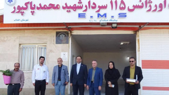 تجلیل از تلاشگران اورژانس ۱۱۵جاورسیان در بازدید فرماندار و مدیر شبکه بهداشت و درمان خنداب