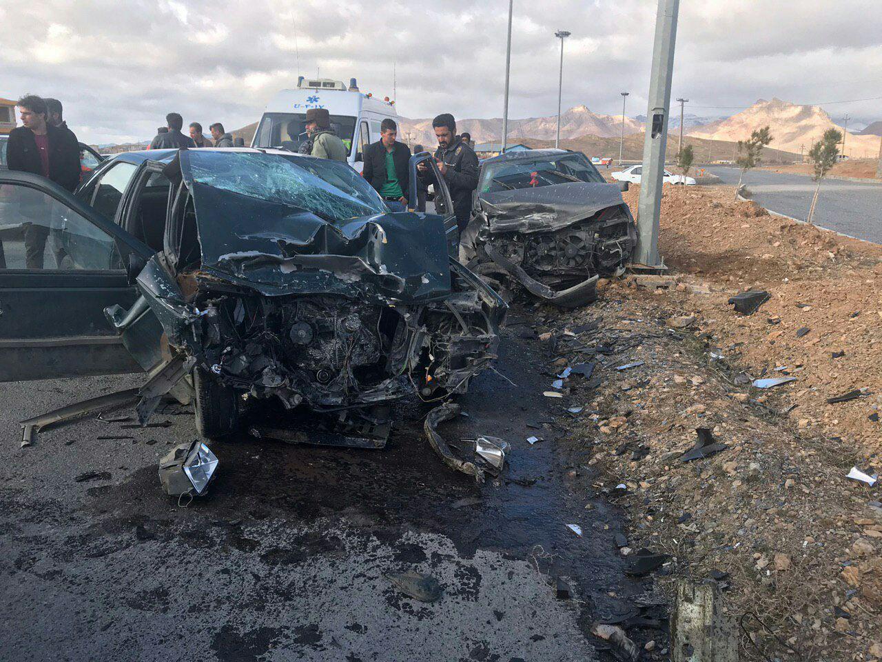 ۷ مجروح بر اثر برخورد دو پژو