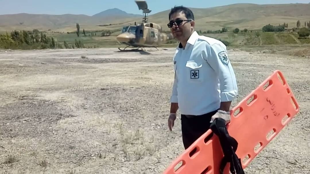 واژگونی پیکان وانت بالگرد ۱۱۵ را به پرواز درآورد