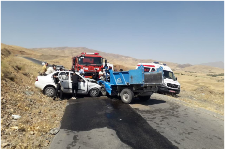 برخورد دو خودرو تیبا و نیسان دو مصدوم بر جای گذاشت...