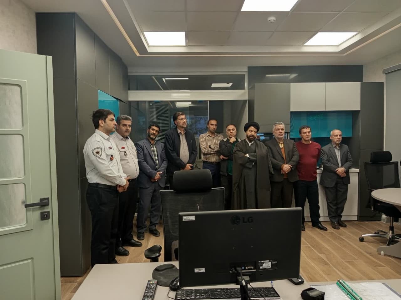 بازدید خیرین بازار کلانشهر اراک از مرکز فوریت‌های پزشکی استان مرکزی