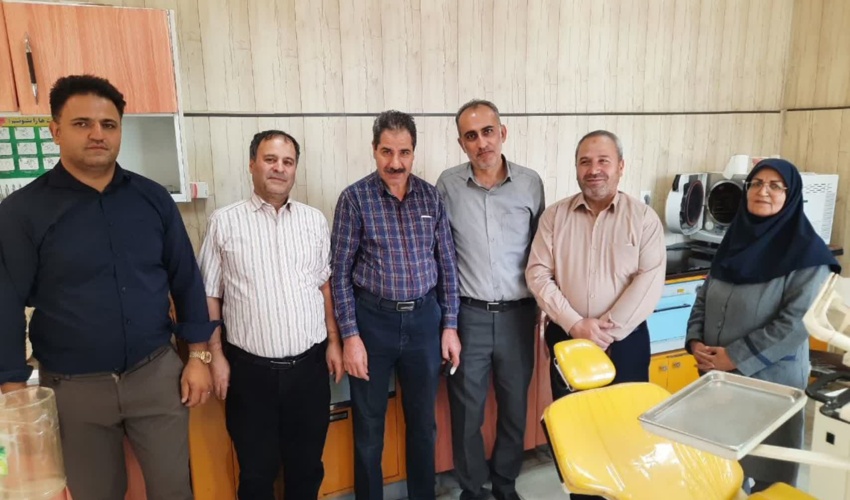 ارائه خدمات دندانپزشکی توسط دندانپزشک خیر در درمانگاه شهری شهید کاشفی شهرستان آشتیان
