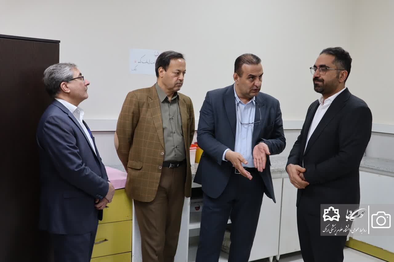 بازدید از دانشکده دندان‌پزشکی