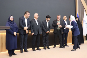تقدیر از پزشکان، داروسازان و دندانپزشکان منتخب استان مرکزی(۲)