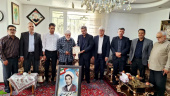 دیدار سرپرست معاونت توسعه مدیریت و منابع دانشگاه علوم پزشکی اراک با پدر شهید حجت‌الاسلام محمدتقی حیدری