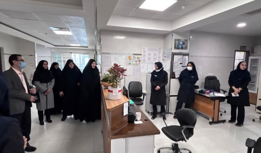 حضور مسئولین استانی و دانشگاهی در بخش‌های درمانی و تجلیل از پرستاران مرکز آموزشی درمانی آیت‌الله خوانساری