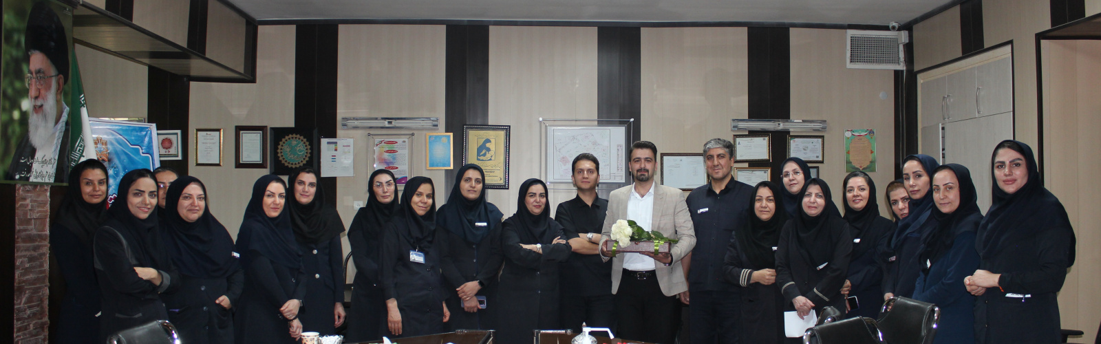 به مناسبت روز پزشک ، تجلیل  از رئیس مرکزآموزشی درمانی امیرکبیر