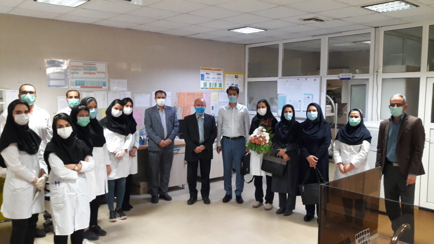 تجلیل از کارکنان واحد آزمایشگاه بیمارستان امیرکبیر