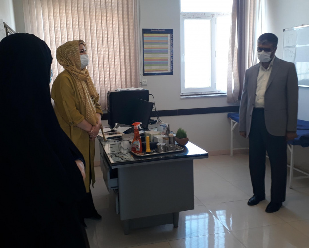 بازدید دکتر سعید محمد دوست رئیس مرکز بهداشت شهرستان اراک و مسئول گسترش شبکه سرکار خانم کریمی