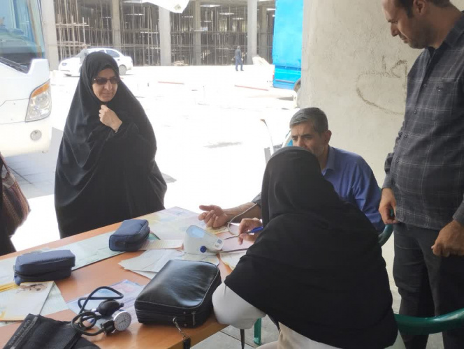 بازدید کارشناس مسئول گسترش مرکز بهداشت شهرستان اراک از  غرفه سلامت مصلی اراک