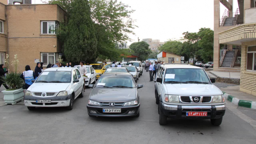 رزمایش خودرویی هفته ملی پیشگیری از دخانیات در شهرستان اراک برگزار شد