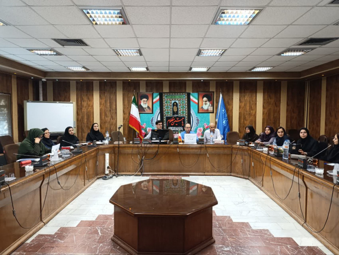 پایش و بررسی شاخص های مرکز خدمات جامع سلامت کرهرود