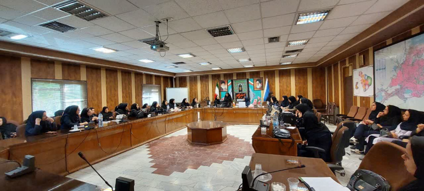 کمیته درون بخشی هفته تغذیه با شیر مادر (مربیان دواطلبین سلامت)