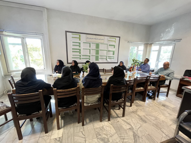 بررسی شاخص‌های عملکردی مرکز خدمات جامع سلامت شهری ابراهیم آباد در مرکز بهداشت شهرستان اراک