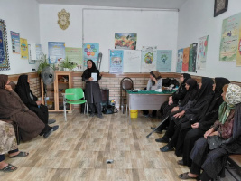 جلسه آموزشی بیماری فنیل‌کتونوری (PKU) برای داوطلبان سلامت در خانه بهداشت سیاوشان