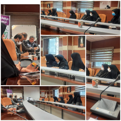 کمیته آموزش در مرکز بهداشت آشتیان برگزار شد.