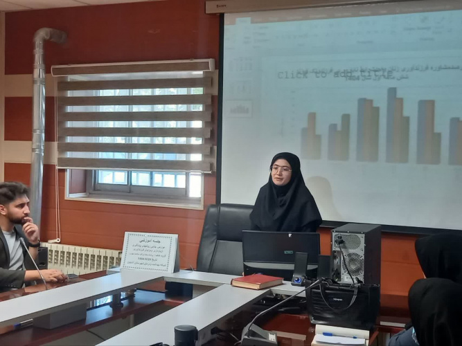 ششمین ستاد جوانی جمعیت شهرستان و جلسه آموزشی عوارض جانبی روشهای پیشگیری از بارداری