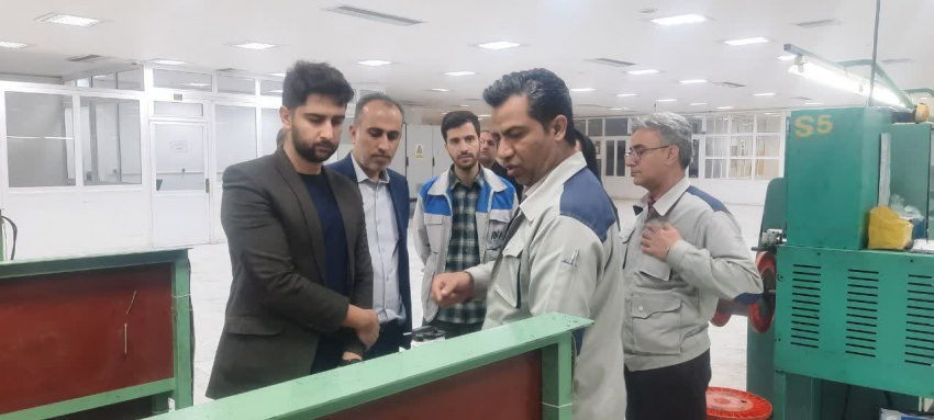 بازدید  از بخش تولیدی  کارخانه آوا پزشک شهرستان آشتیان