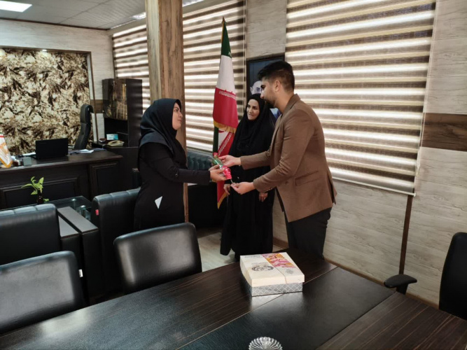 تبریک سرپرست شبکه بهداشت و درمان شهرستان آشتیان به مناسبت روز حسابدار