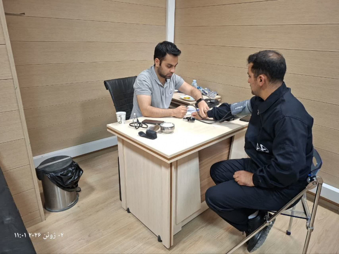 برگزاری جلسه آموزشی پیشگیری از سرطان و جوانی جمعیت و معاینات دوره ای کارکنان شرکت آوا پزشک