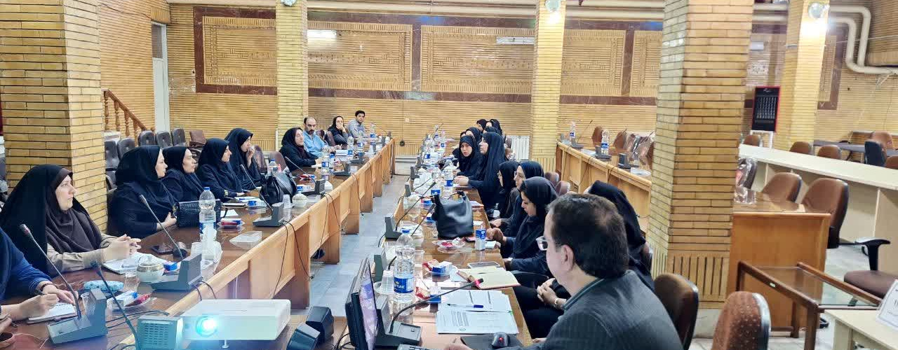 برگزاری جلسه رابطین آموزش دانشگاه در ۱۶ شهریور سال‌جاری با تمرکز بر بهبود کیفیت و اثربخشی دوره‌‌های آموزشی و برنامه‌ریزی آموزشی سال ۱۴۰۵