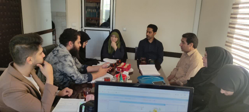 جلسه بررسی وضعیت نیروی انسانی مجموعه شبکه بهداشت شهرستان آشتیان