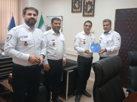تقدیر از مدیر روابط عمومی اورژانس ۱۱۵ استان مرکزی به مناسبت روز روابط عمومی