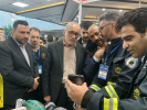 بازدید رئیس سازمان اورژانس کشور از دستگاه ویدئو لارنگوسکوپ ابداعی اورژانس ۱۱۵ استان مرکزی