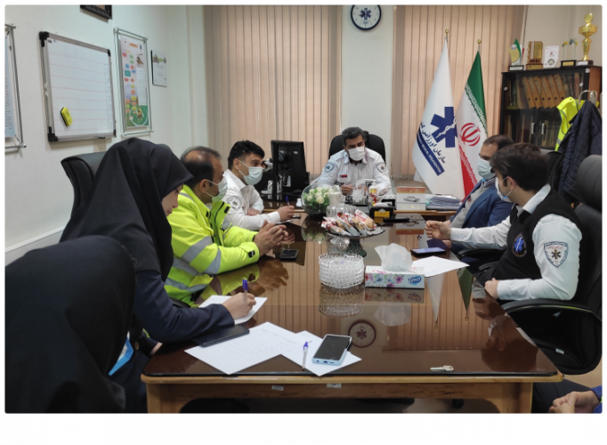جلسه کمیته فنی اورژانس ۱۱۵ استان مرکزی با موضوع نقد و بررسی حادثه واژگونی اتوبوس محور تفرش
