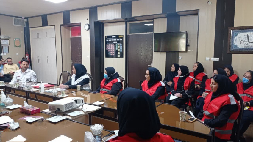 برگزاری جلسه مانور دورمیزی بحران در بیمارستان امیرکبیر