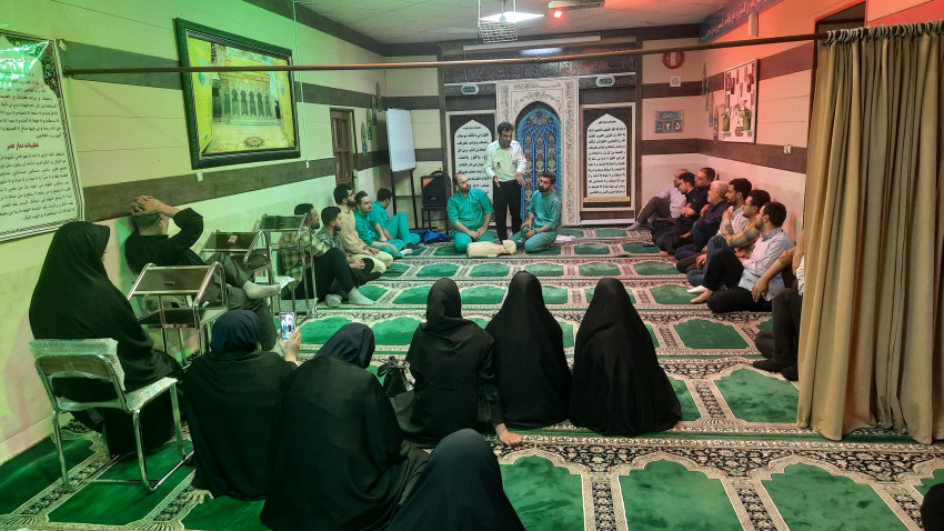 برگزاری کارگاه احیاء قلبی ـ ریوی جهت پرسنل کلینیک فوق تخصصی ثارالله اراک