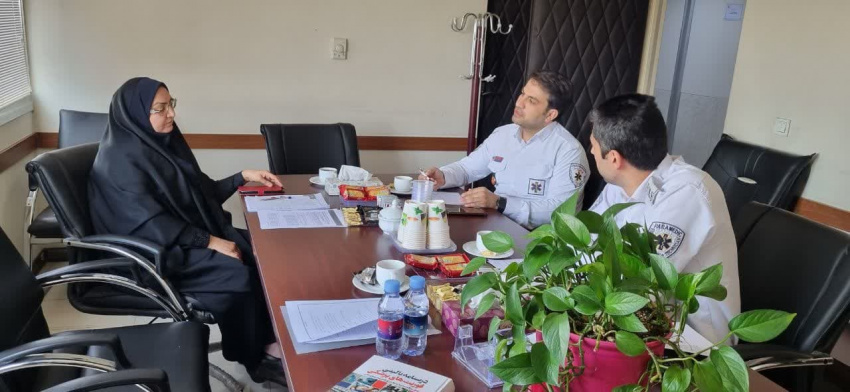 اخذ مجوز کمیته پژوهش اورژانس ۱۱۵ استان مرکزی؛ گامی بلند در راستای ارتقای موضوع پژوهش در حوزه فوریت های پزشکی استان مرکزی