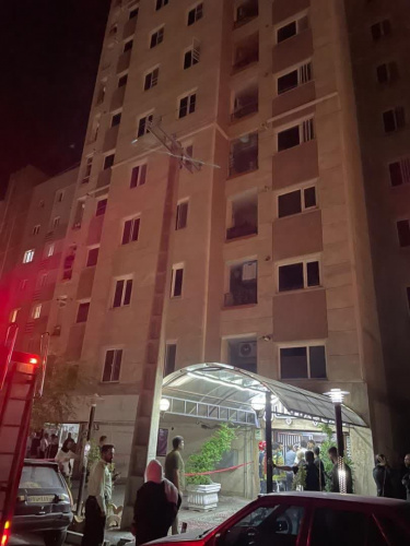 آتشسوزی در برج پامچال اراک؛ یک مصدوم