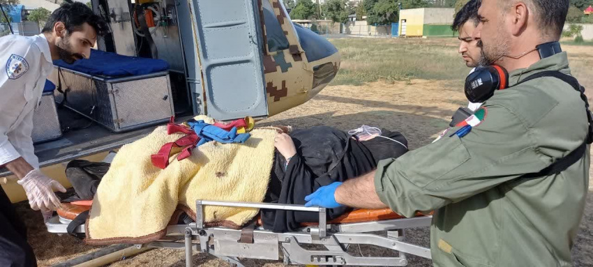 واژگونی پژو پارس در محور اراک به قم؛ جان باختن دختربچه ۵ ساله و انتقال ۶ مصدوم به مراکز درمانی