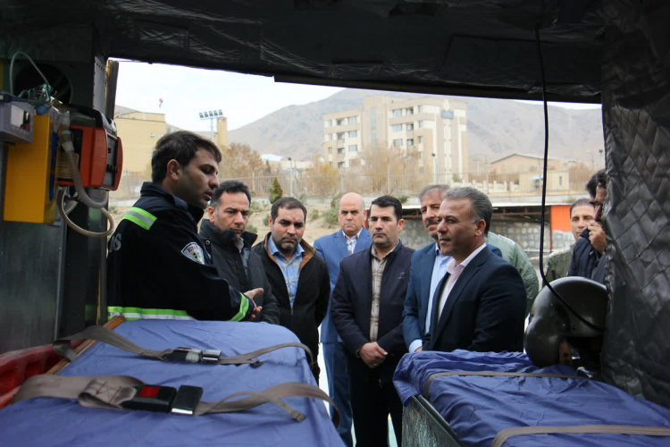 بازدید جانشین پایگاه چهارم هوانیروز اصفهان از پایگاه اورژانس هوایی استان مرکزی