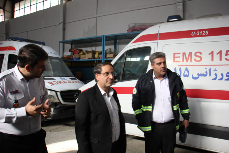بازدید معاون آموزش همگانی، مهارتی و اعتباربخشی سازمان اورژانس کشور از تعمیرگاه متمرکز اورژانس