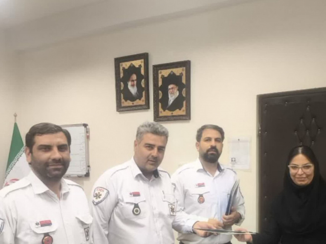 قدردانی رئیس اورژانس پیش‌بیمارستانی استان مرکزی از کارشناس سلامت روان اورژانس استان