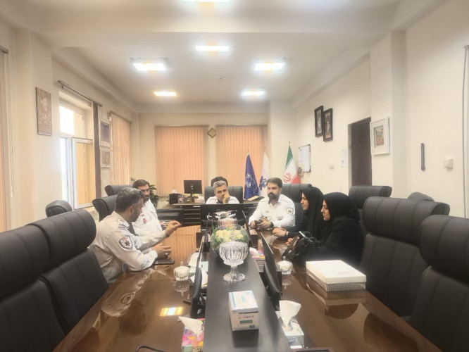 قدردانی از کارشناس کنترل عفونت مرکز فوریت‌های پزشکی استان مرکزی به مناسبت روز جهانی بهداشت دست