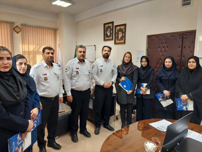 تقدیر از پرسنل مرکز پایش مراقبت های درمانی اورژانس استان