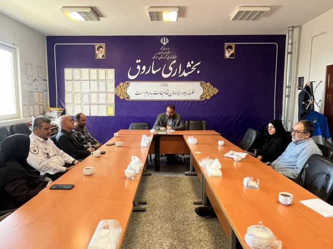 دیدار رئیس اورژانس پیش‌بیمارستانی استان مرکزی با امام جمعه و مسئولین شهر ساروق