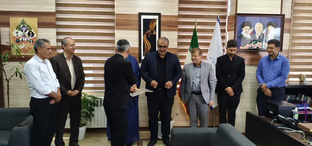 تودیع و معارفه سرپرست شبکه بهداشت و درمان شهرستان آشتیان با تأکید بر حمایت از مدیریت جوان