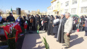 آیین استقبال از پیکر مطهر شهید گمنام در شبکه بهداشت و درمان خنداب برگزار شد