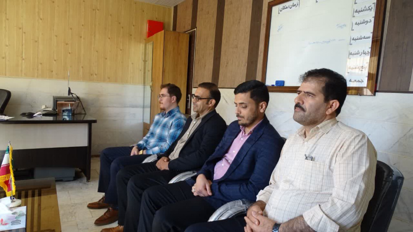 دیدار سرپرست شبکه بهداشت و درمان شهرستان خنداب با فرمانده ناحیه مقاومت بسیج شهرستان خنداب