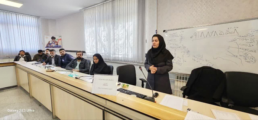 کارگاه بازآموزی چالش‌های مراقبت نوزادی در شبکه بهداشت و درمان خنداب برگزار شد