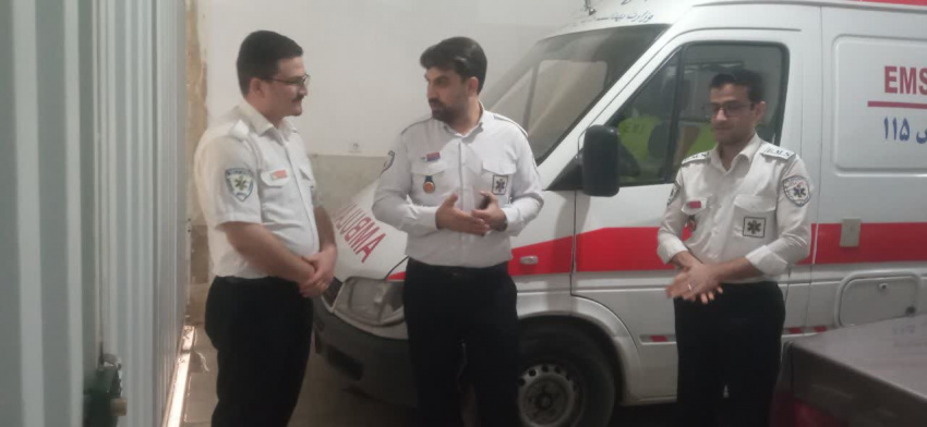بازدید جانشین رئیس اورژانس پیش بیمارستانی استان مرکزی در ستاد نوروزی از پایگاه های خنداب